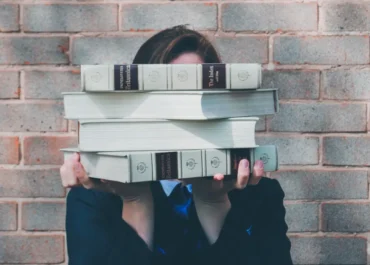 Come Scrivere l’Abstract della Tesi: La Guida Definitiva